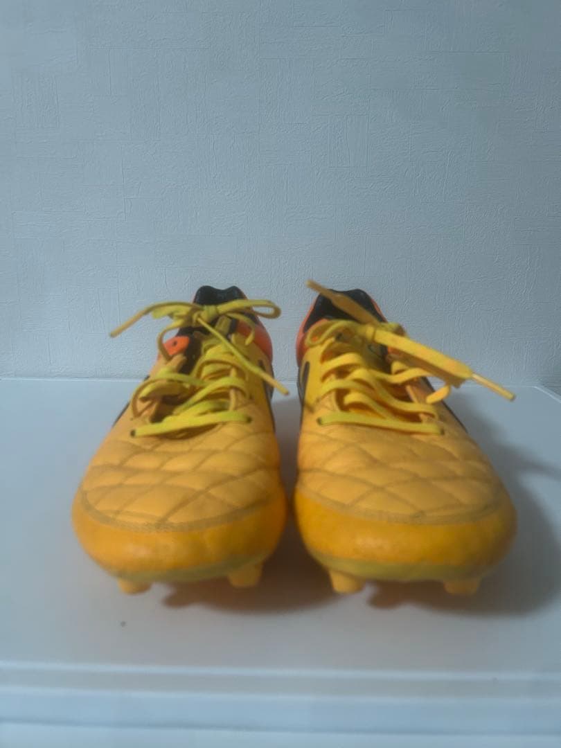 Nikeティエンポ5HG 26cm