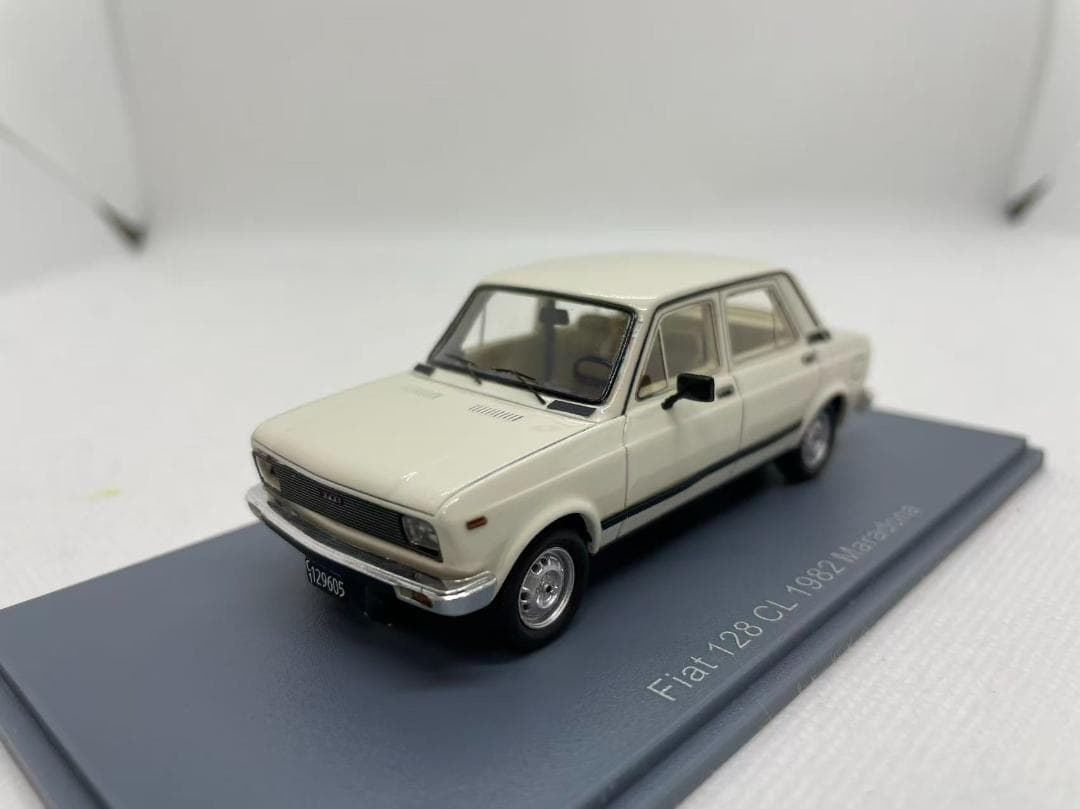 405-448 NEO 1/43 フィアット 128 CL 1982