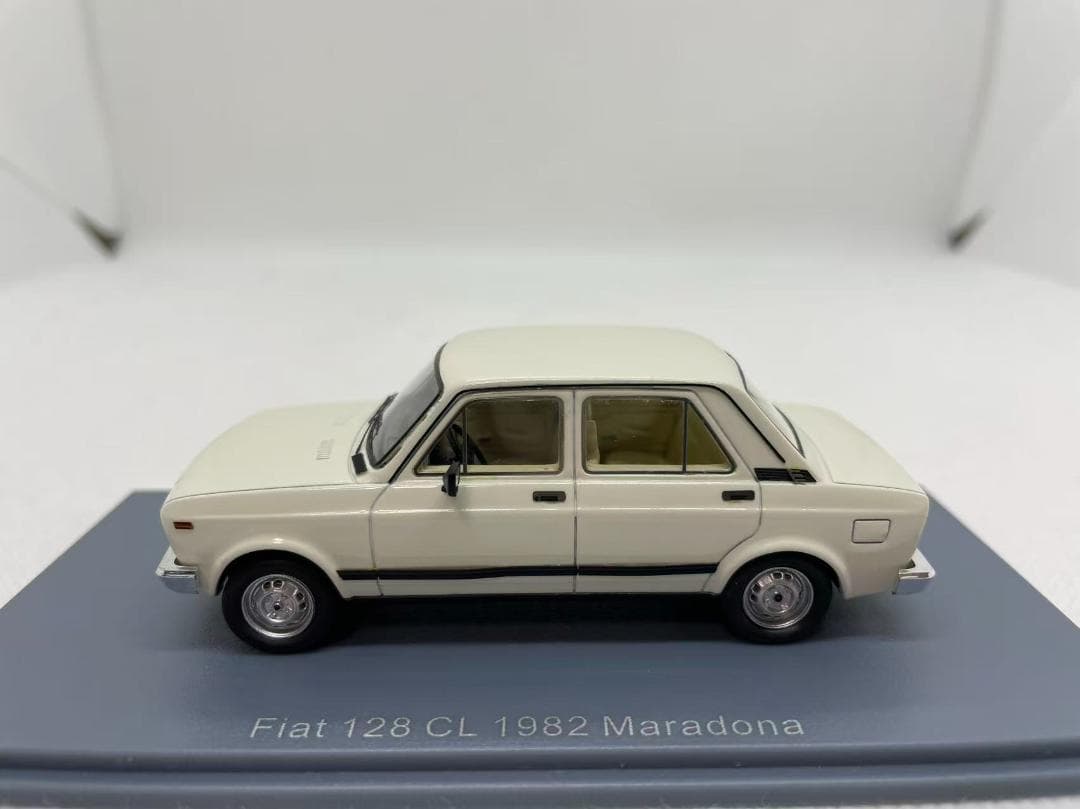 405-448 NEO 1/43 フィアット 128 CL 1982