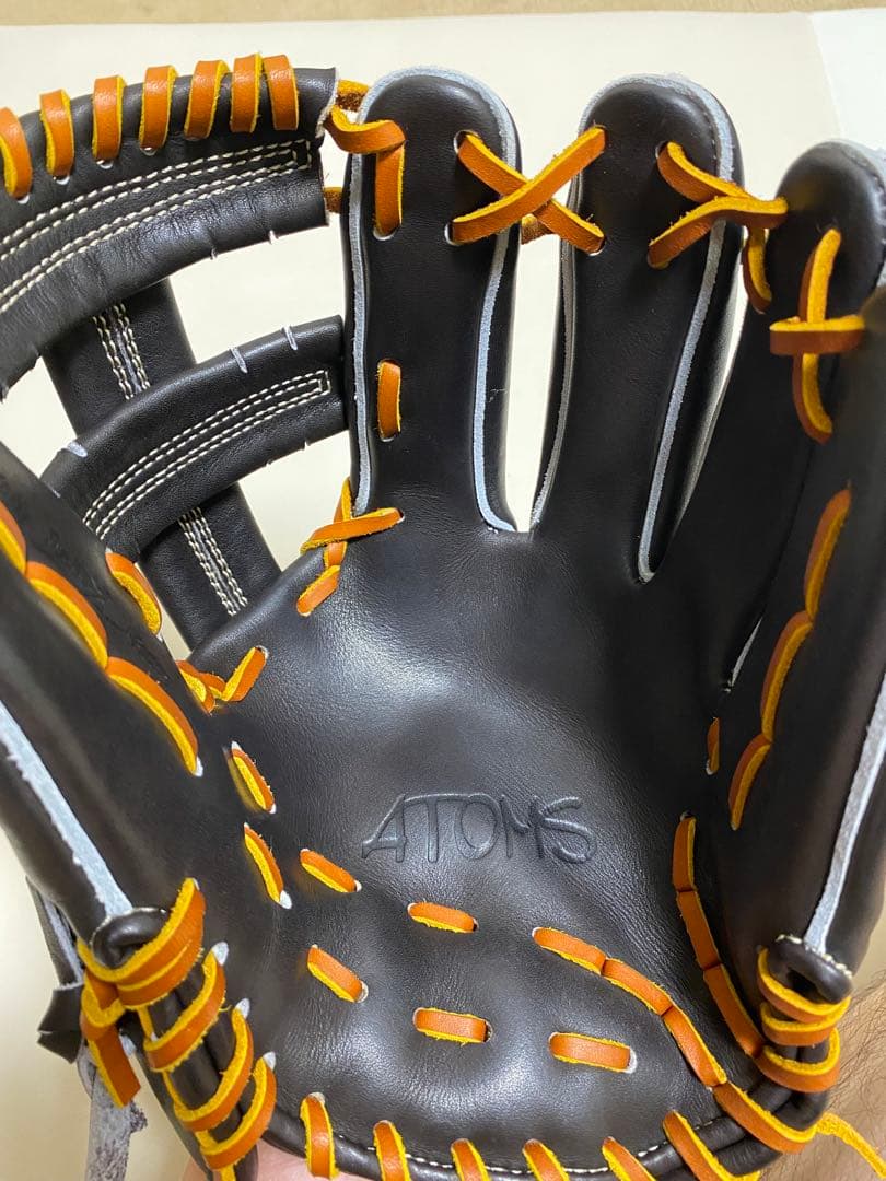 ATOMS硬式グローブ（内野手用）