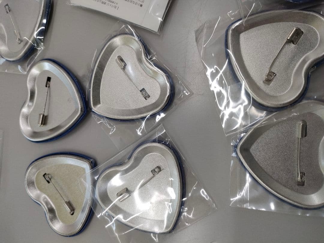 悪魔執事と黒い猫　ハナマル　アクスタ　缶バッジ　まとめ売り