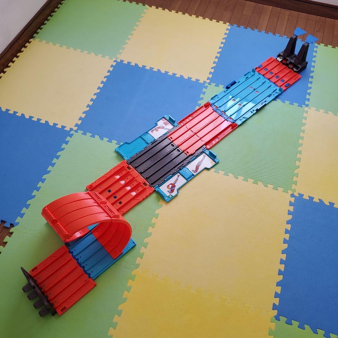 ホットウィール　コース　トラックビルダーシステム　アルティメットレースボックス