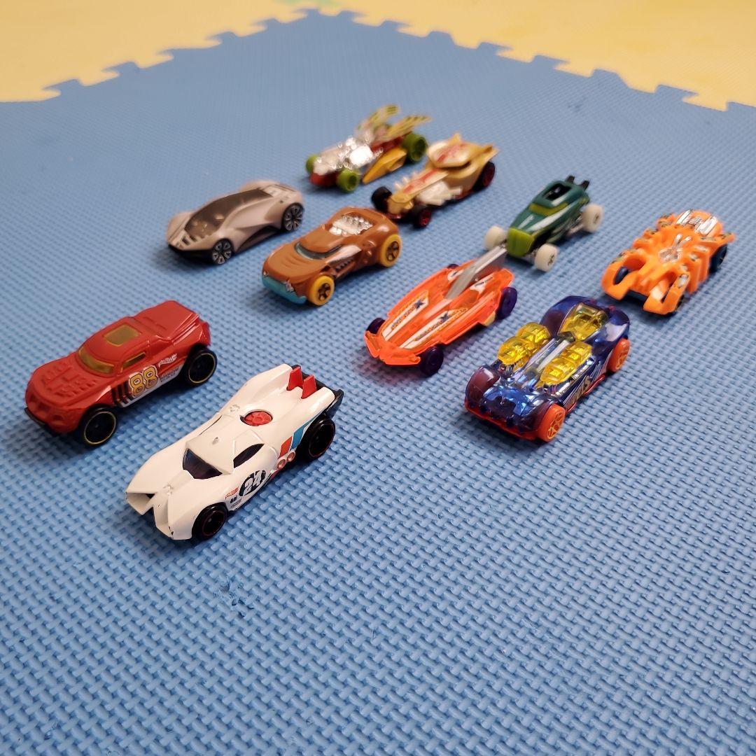 ホットウィール　コース　トラックビルダーシステム　アルティメットレースボックス