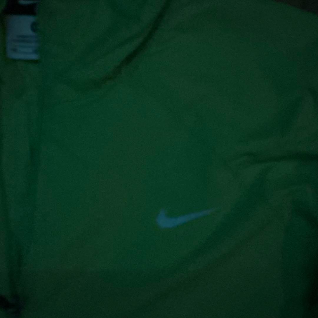 Nike ウィンドブレーカー Mサイズ 明るい緑