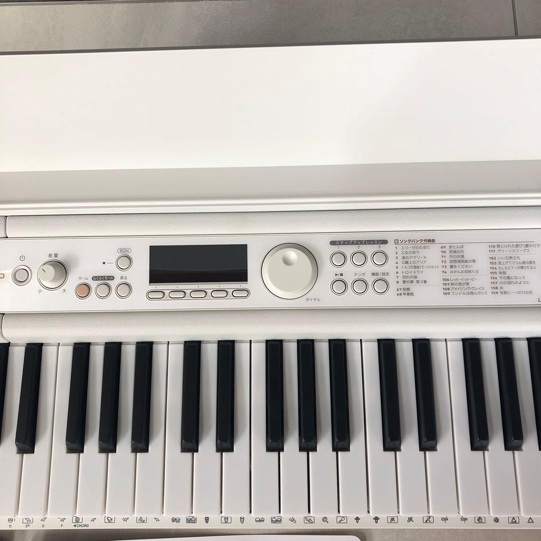 【美品】CASIO カシオ 光ナビゲーションキーボード LK-526 電子ピアノ