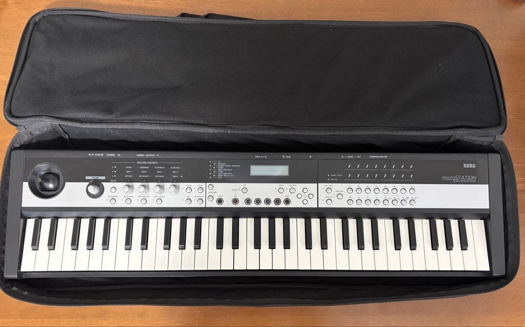 KORG microSTATION シンセサイザー