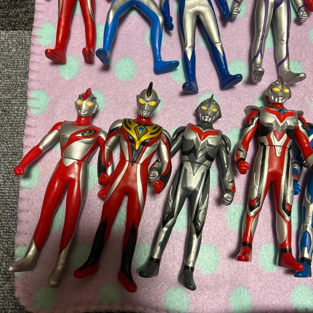 ウルトラマンフィギュアセット 約33体