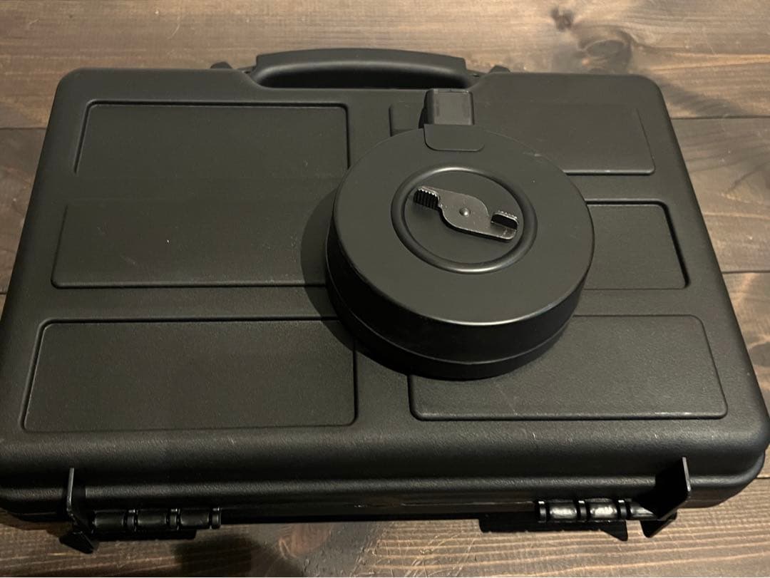 サバゲー用　東京マルイ　SCORPION vz61 電動コンパクトマシンガン 他