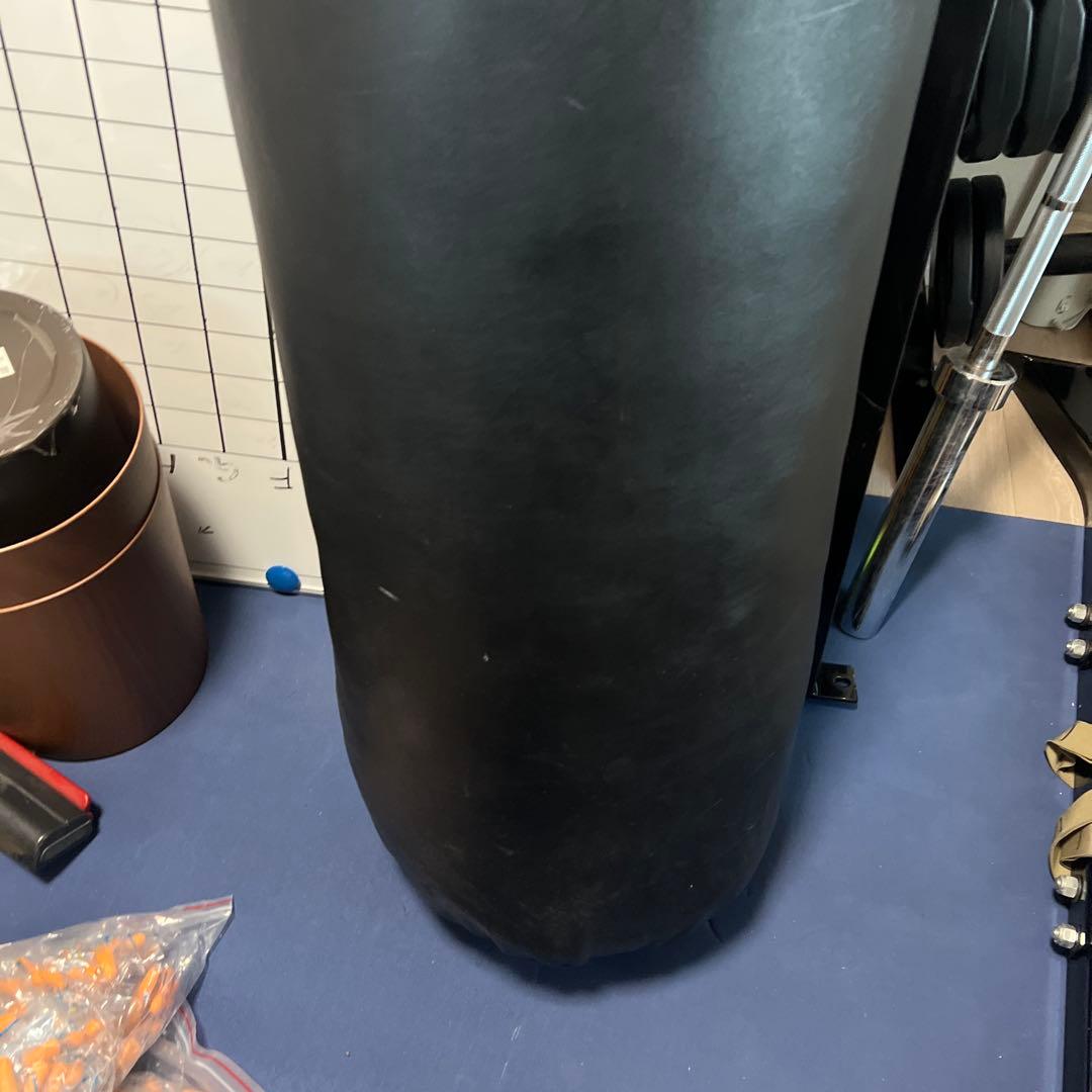 サンドバッグ　ファイテングロード