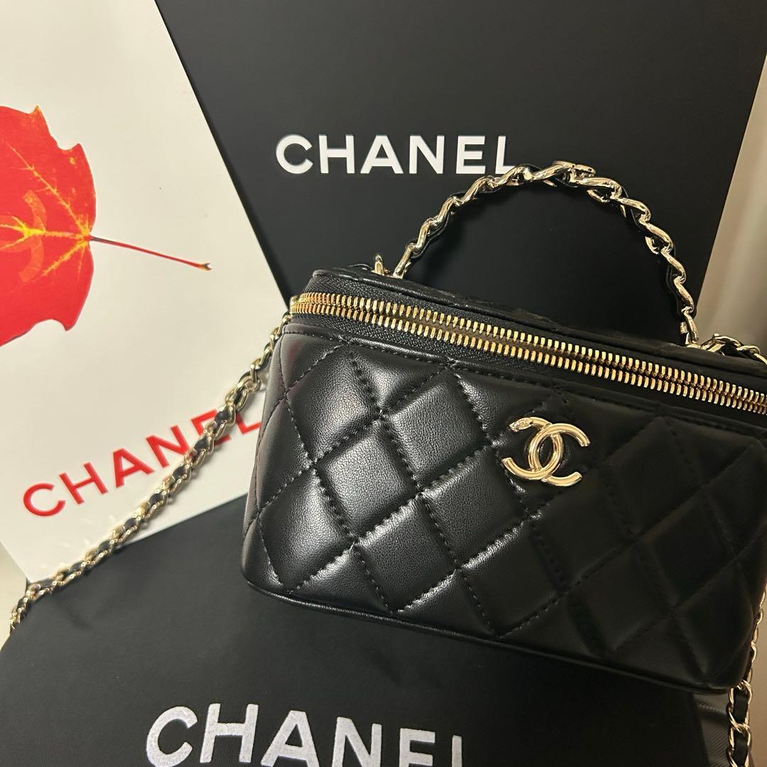 [18日までお値下げ]CHAN**ノベルティ バニティ型 ミニショルダー