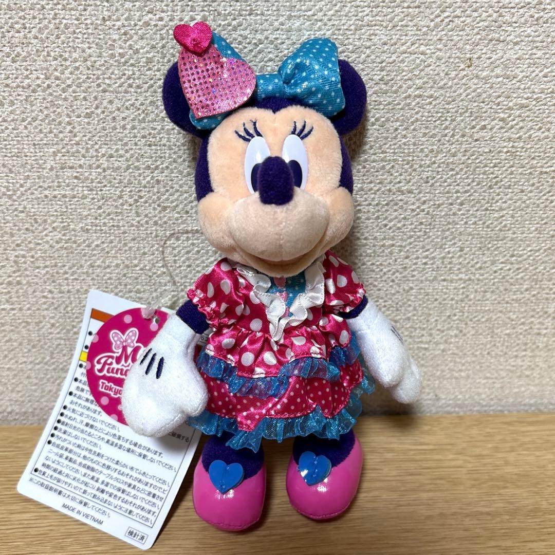 ミニーのファンダーランド　2024 ぬいぐるみバッジ　パルパルーザ