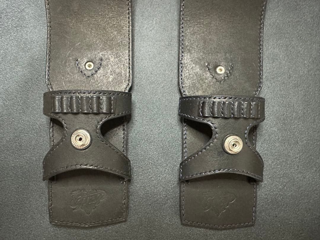 ゆうま⭐︎ダーツケースカバー（黒、ステッチ:黒）