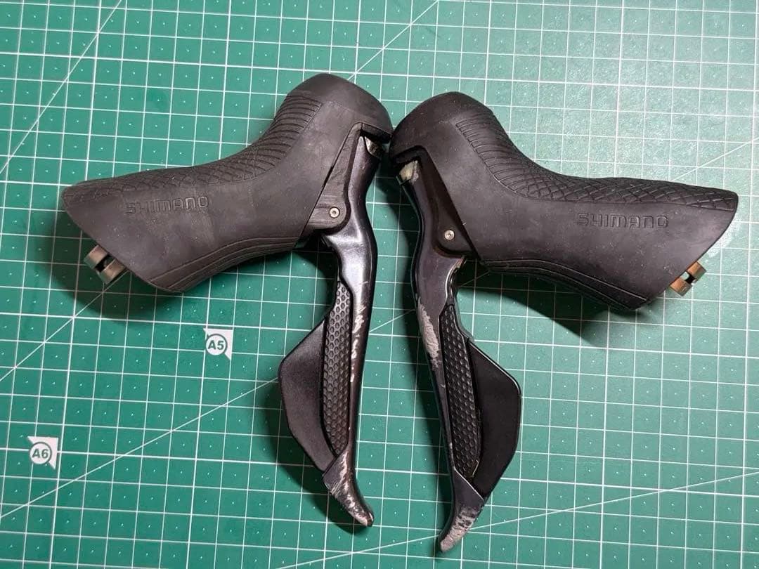 シマノ アルテグラ di2 r8070 油圧 ディスクブレーキ　コンポセット