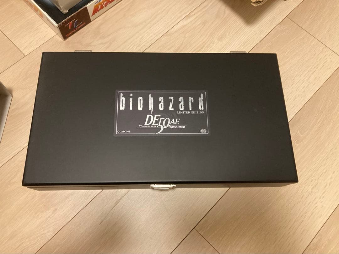 レオン・S・ケネディ デザートイーグル