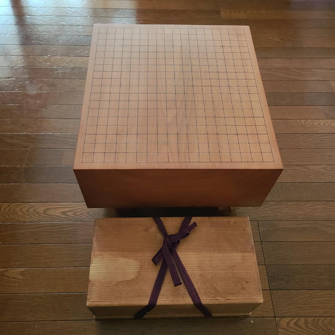 高級　囲碁盤 脚付き へそ有り 碁石・碁筒セット（ケース付き）