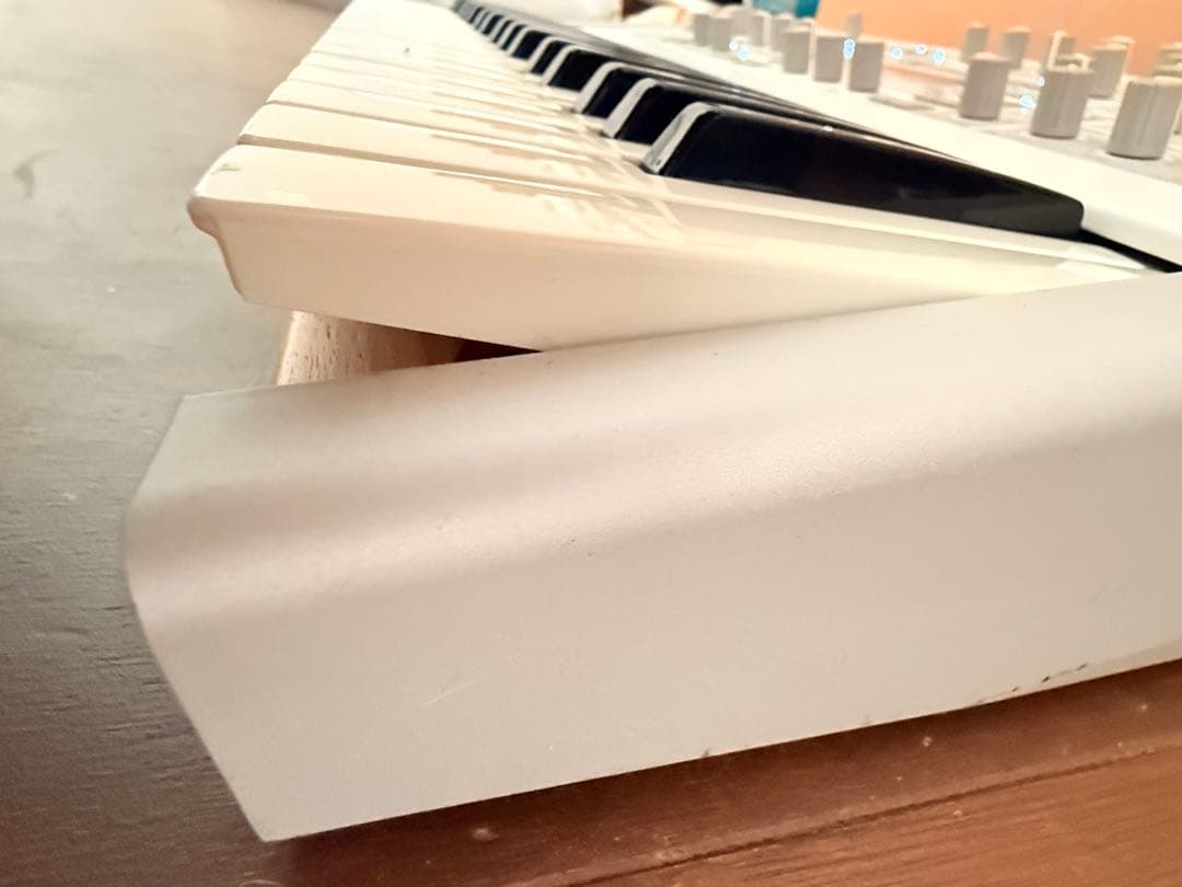 access Virus TI Polar　元箱あり　美品