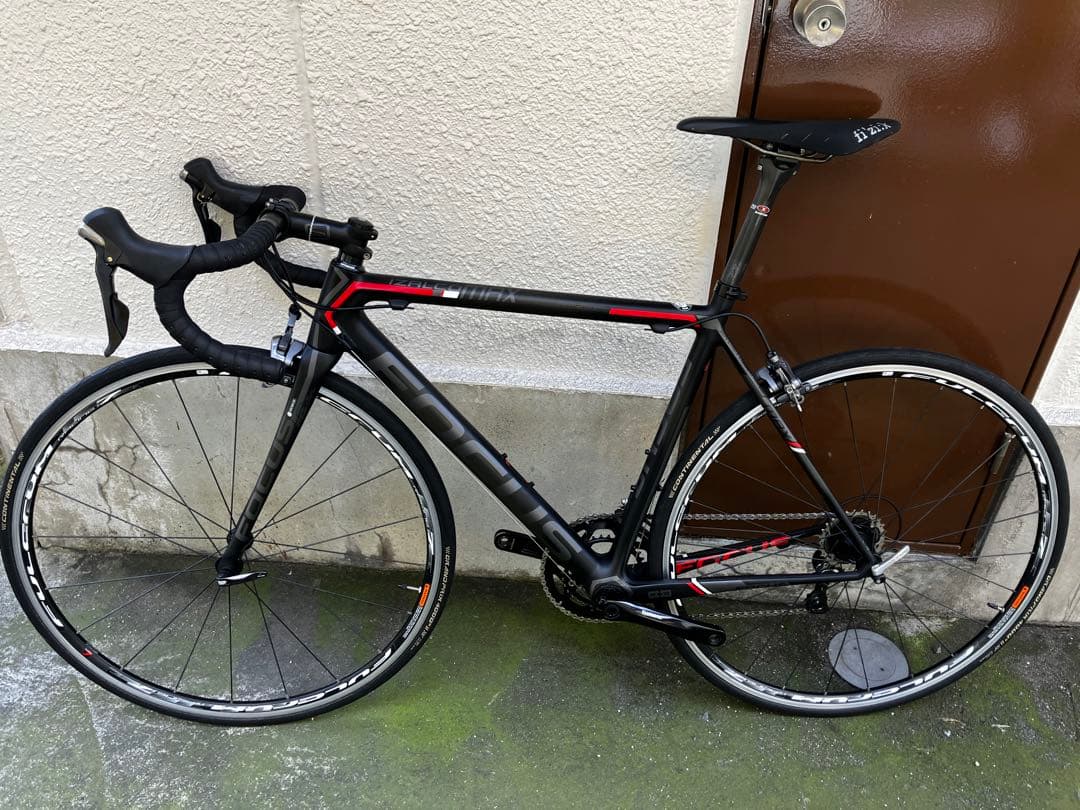 FOCUS イザルコマックス　リムブレーキモデル　ロードバイク