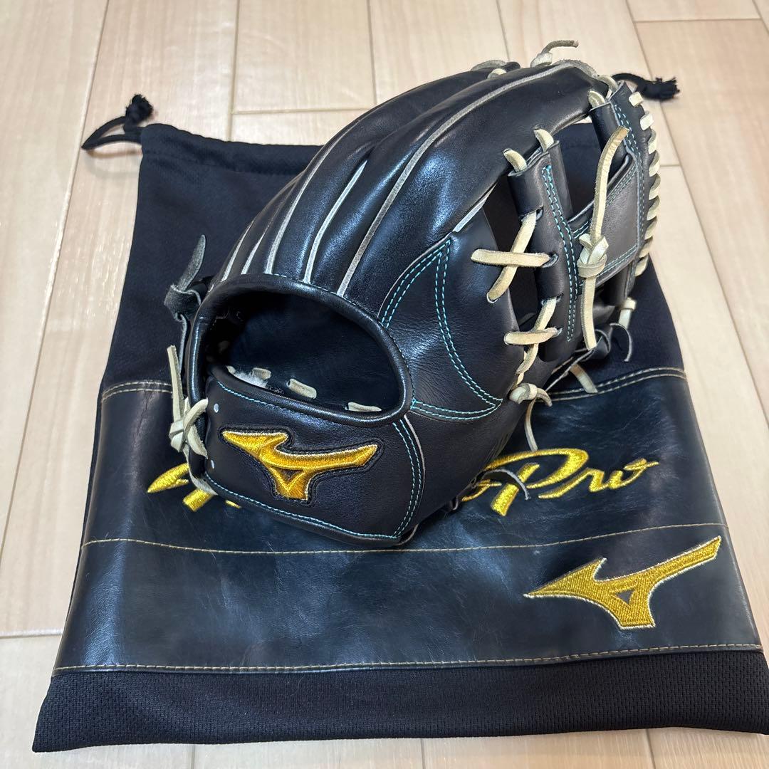 ミズノプロ　内野手　軟式グローブ 黒　収納袋付き