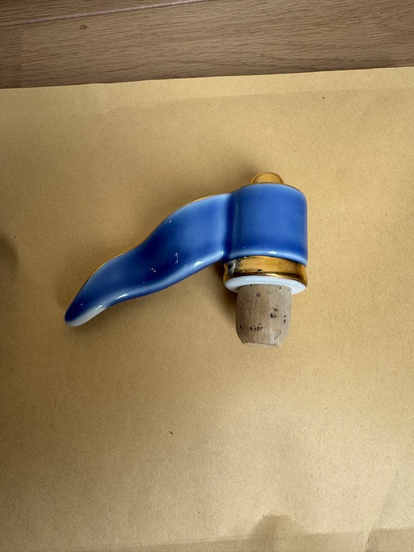 未開栓 LARSEN ラーセン コニャック INVINCIBLE 陶器ボトル