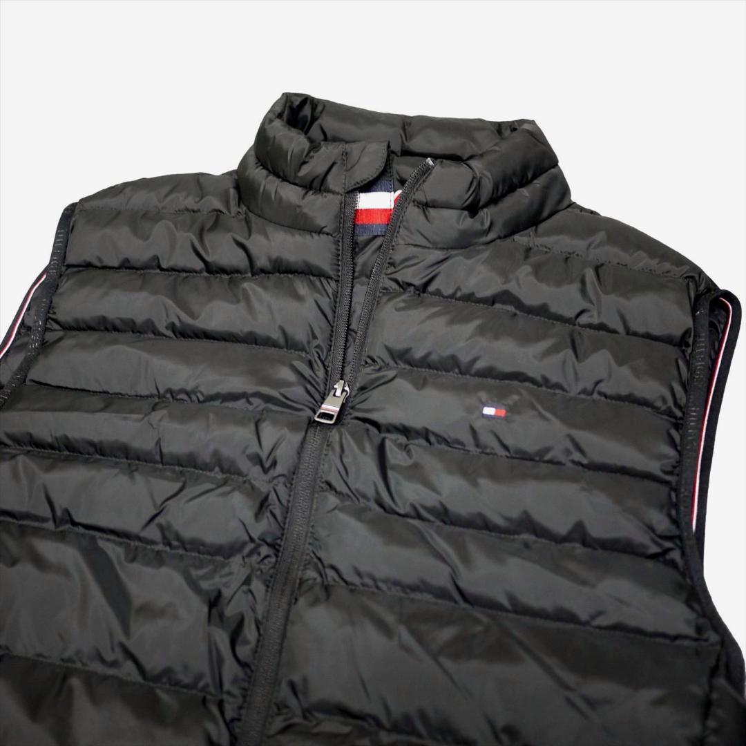 新品 トミーヒルフィガー THPROTECT 軽量 耐水 中綿ベスト XXL 黒