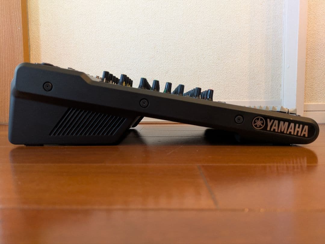 YAMAHA MG12XU アナログミキサー コンデンサーマイク付き