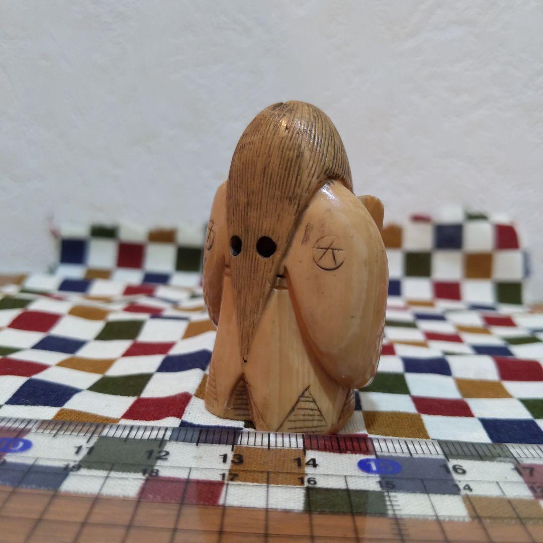 時代提げ物 面変絡繰根付 在銘 天然素材 高5.2cm幅3.9cm重30ｇ緻密彫