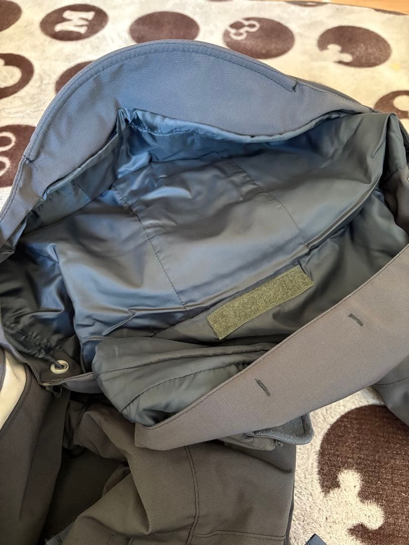 DESCENTE スキーウェア Mサイズ