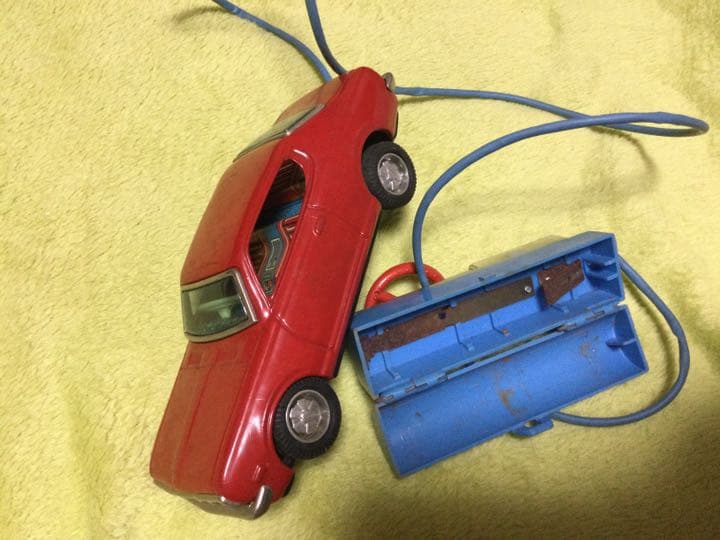 貴重！当時物！ブリキ　赤い車！昭和レトロ