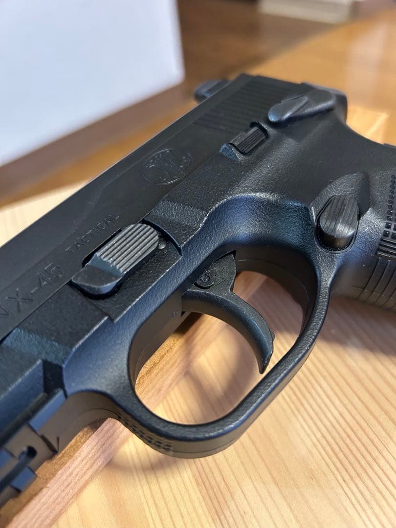 東京マルイ FNX-45 TACTICAL タクティカル ガスガン 黒ライト付き