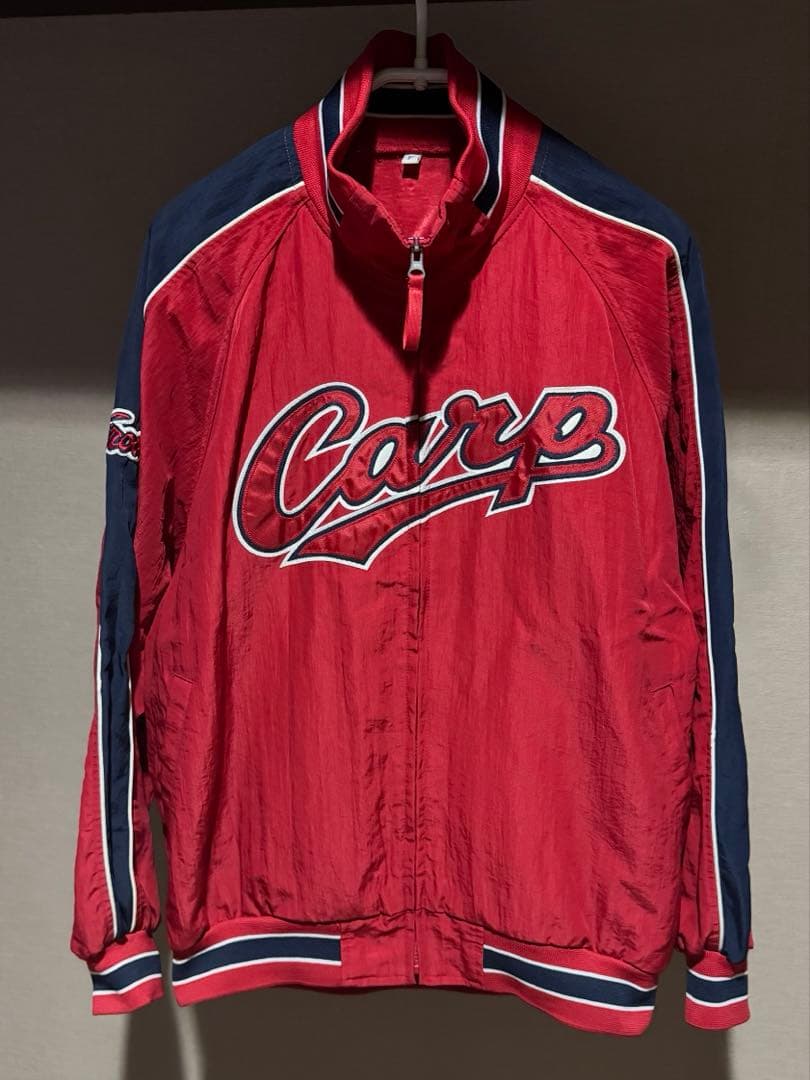 美品 広島東洋カープ ナイロン スタジャン ウインドブレーカー レッド ネイビー
