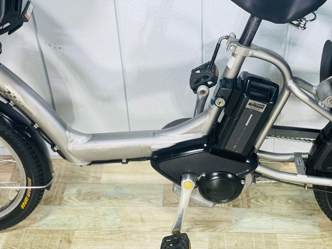 2963ブリヂストン8.7アンペア3人乗り対応子供乗せ　電動アシスト自転車
