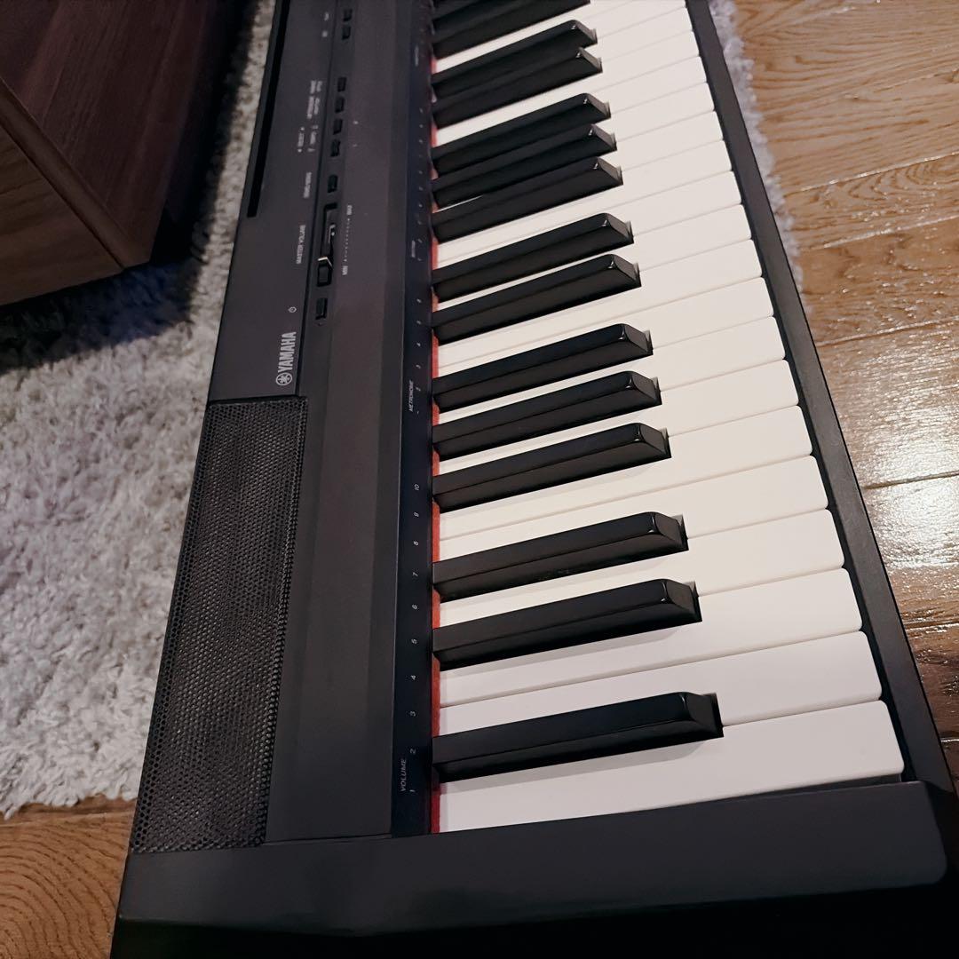 YAMAHA ヤマハ P-105 電子ピアノ　譜面台　ペダル付き