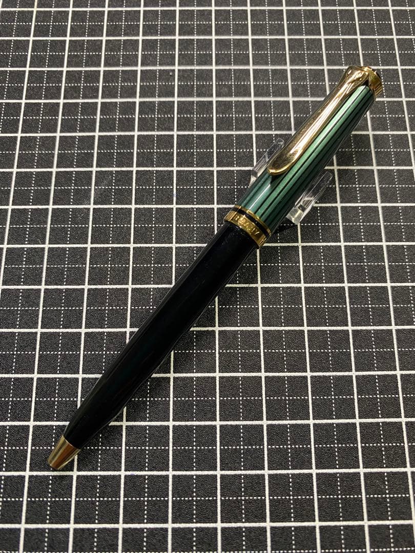 PELIKAN SOUVERAN K300 Green-stripe ボールペン