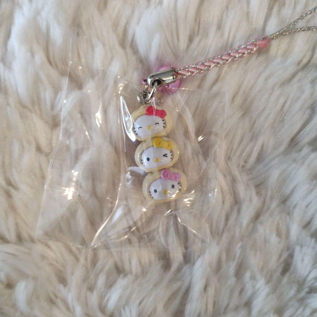 ご当地キティ 横浜限定 中華街 肉まん 獅子舞 チャイナ服 根付けストラップ