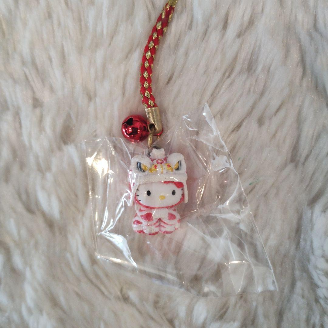 ご当地キティ 横浜限定 中華街 肉まん 獅子舞 チャイナ服 根付けストラップ