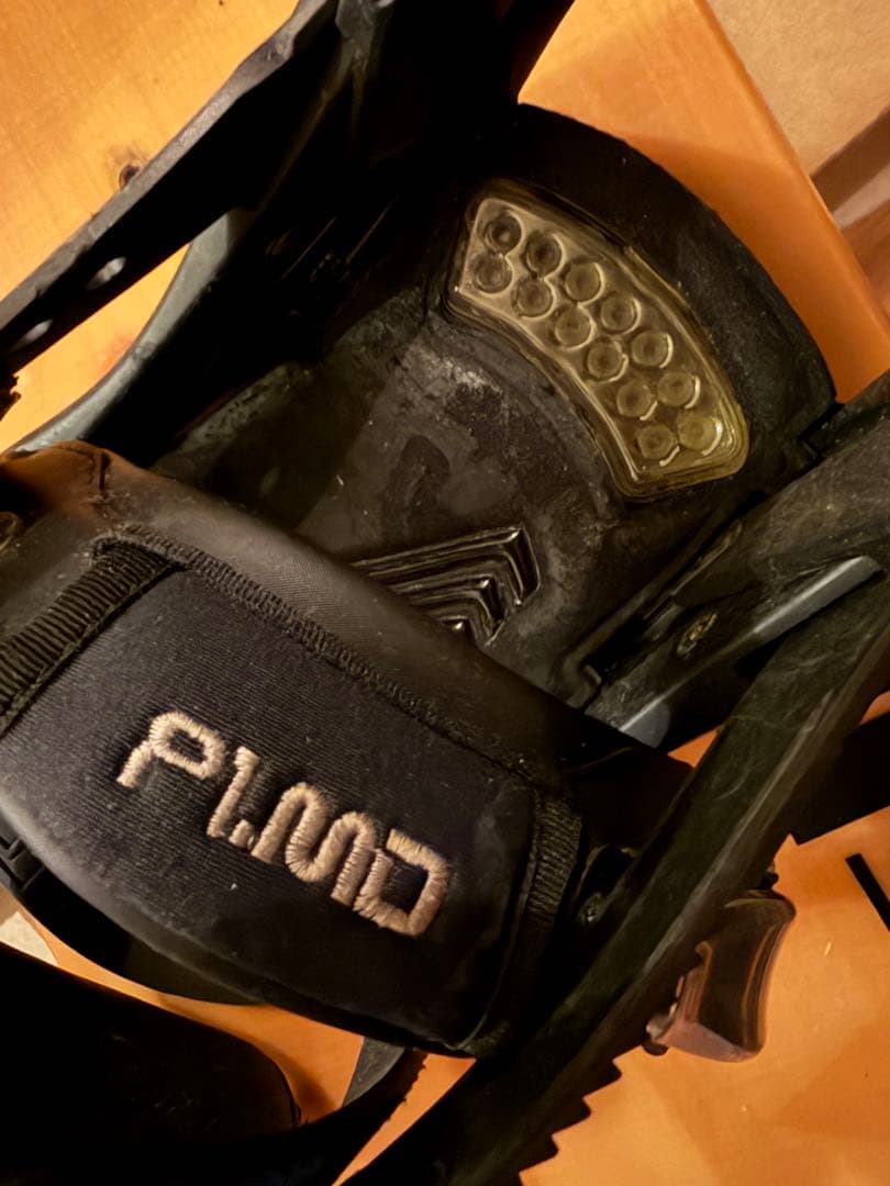 希少ウッド調】BURTON charger 143cm / P1.MD セット