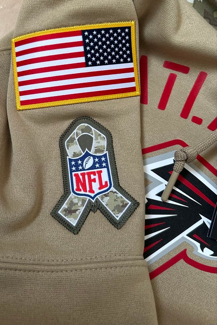 新品 アトランタ ファルコンズ Salute to Service パーカー