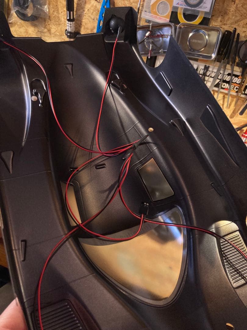 タミヤ　Cカー メルセデスベンツC11 ブリリアントシルバーマグノナイトステージ