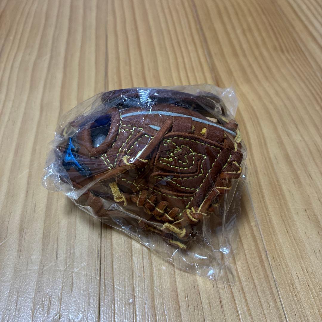 田中将大 日米通算200勝達成記念ミニチュアグラブ CLUB GIANTS