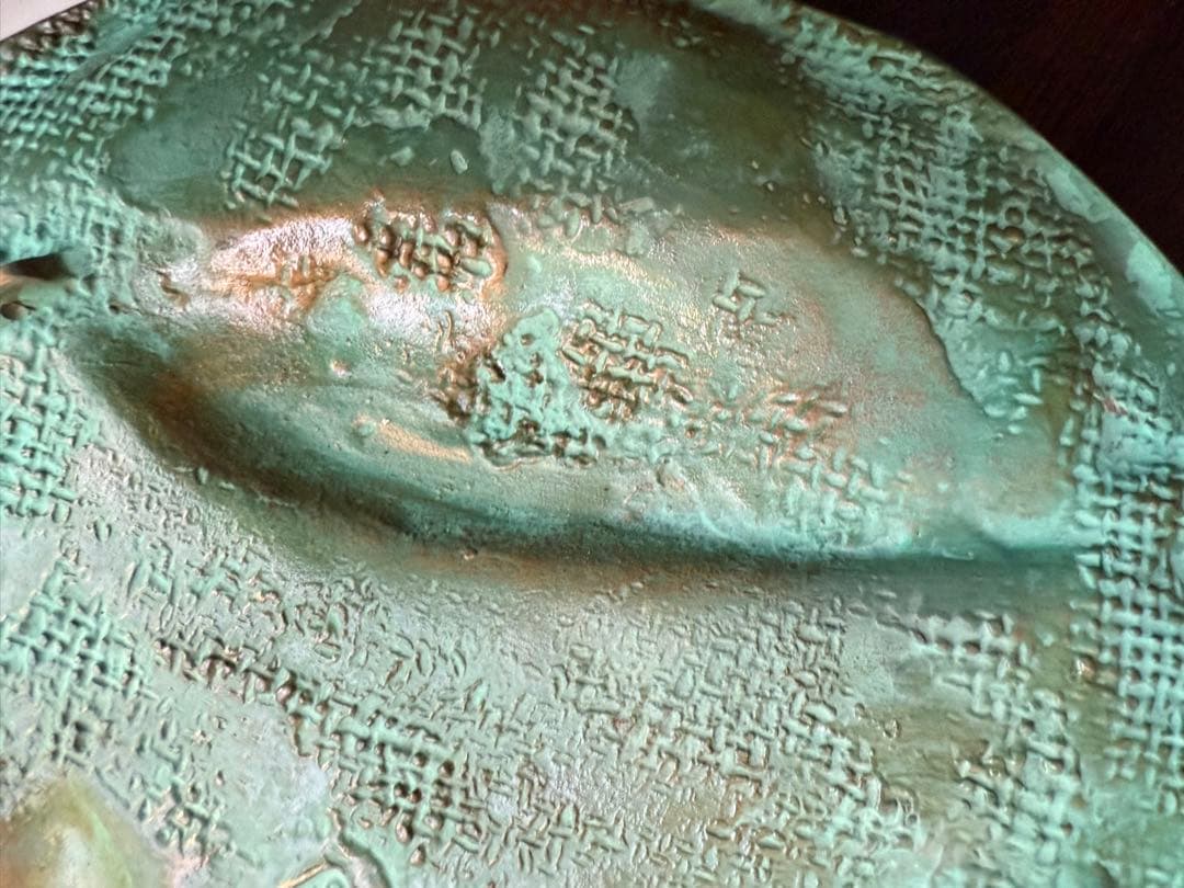 【美品】青銅　銅器　飾り皿　中国 鯉　銅製　工芸品　美術品 オブジェ　置物