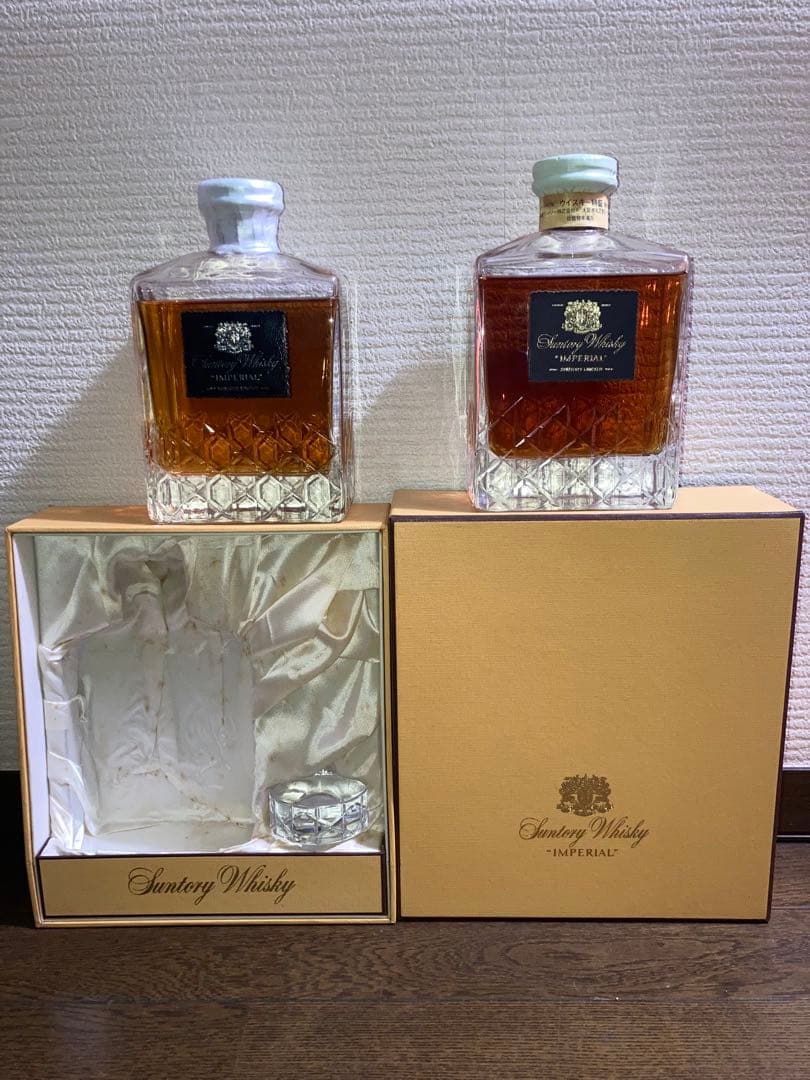 未開栓サントリー特級インペリアル2本セット1本は本体のみ