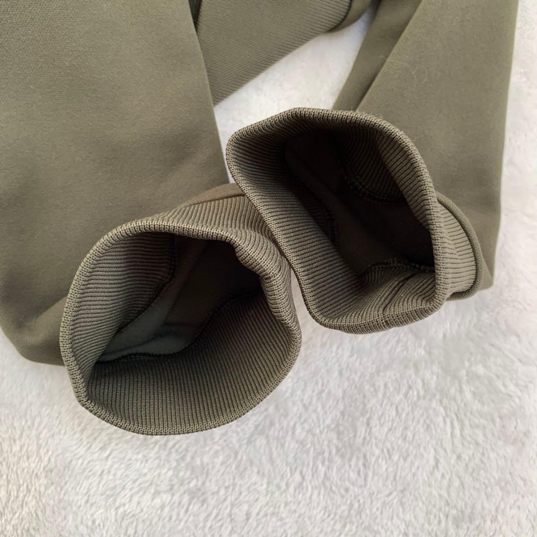 munsingwear パーカー ジッパーポケット ペンギン刺繍付き Mサイズ