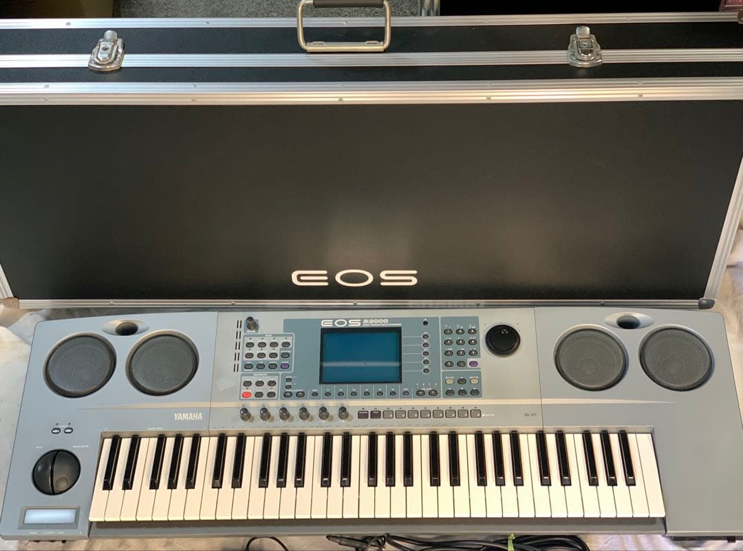 YAMAHA EOS B2000 61鍵 シンセサイザー ハードケース付き