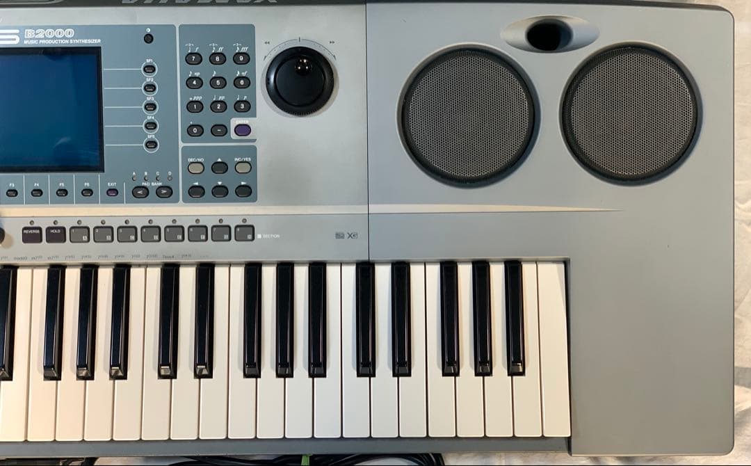 YAMAHA EOS B2000 61鍵 シンセサイザー ハードケース付き