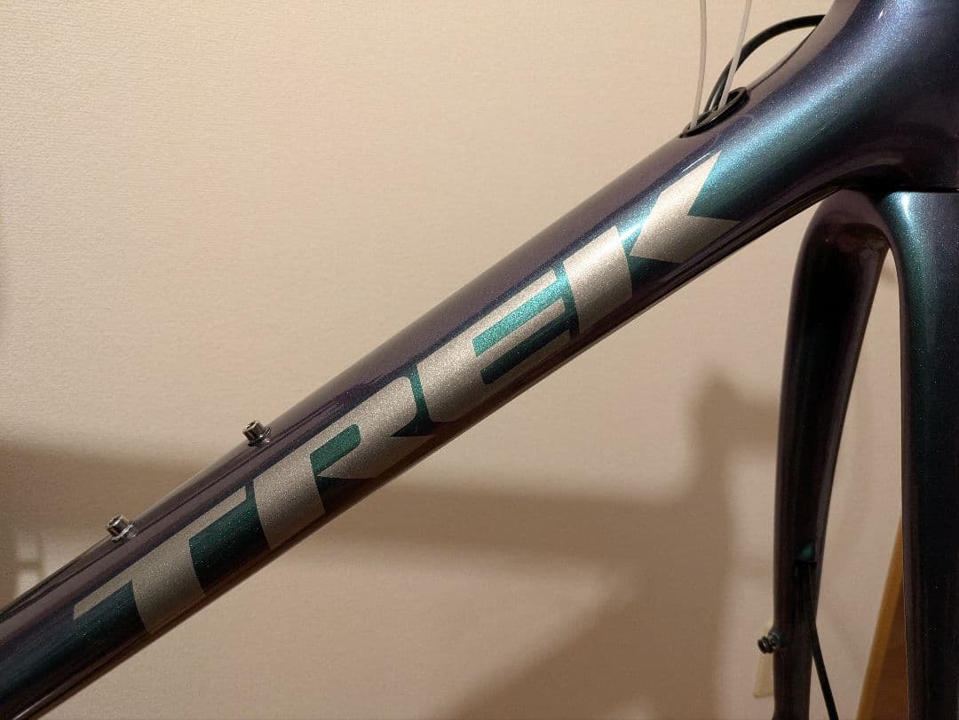 今月いっぱいで一旦終了予定Trek ÉMONDA SL 5ディスクフレームセット