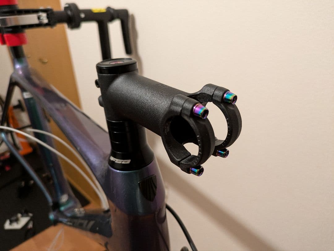 今月いっぱいで一旦終了予定Trek ÉMONDA SL 5ディスクフレームセット