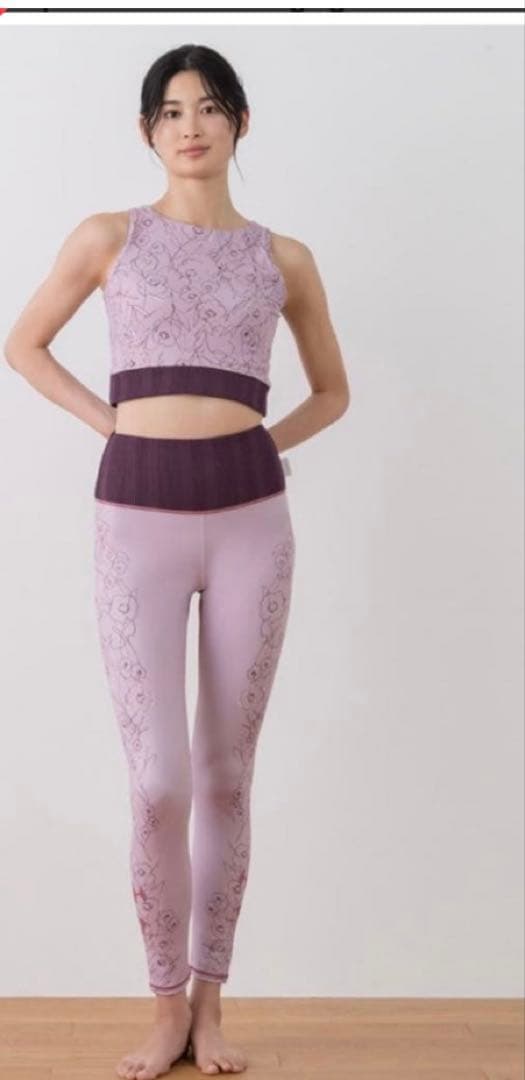 新品未開封SUKALA ドローイングフラワーパネルレギンス M モーブ