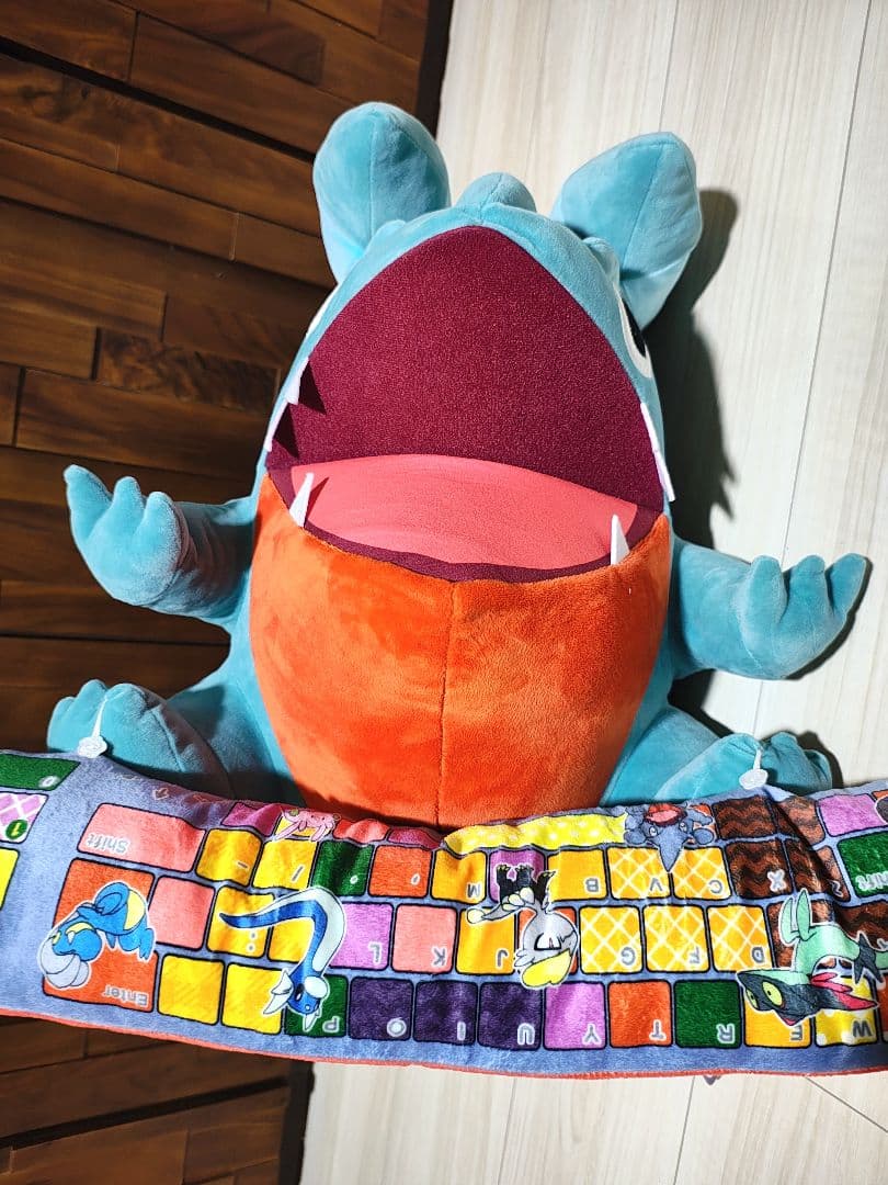 最終値下【タグ付き】プレミアムバンダイ フカマル PCクッション アームレスト付