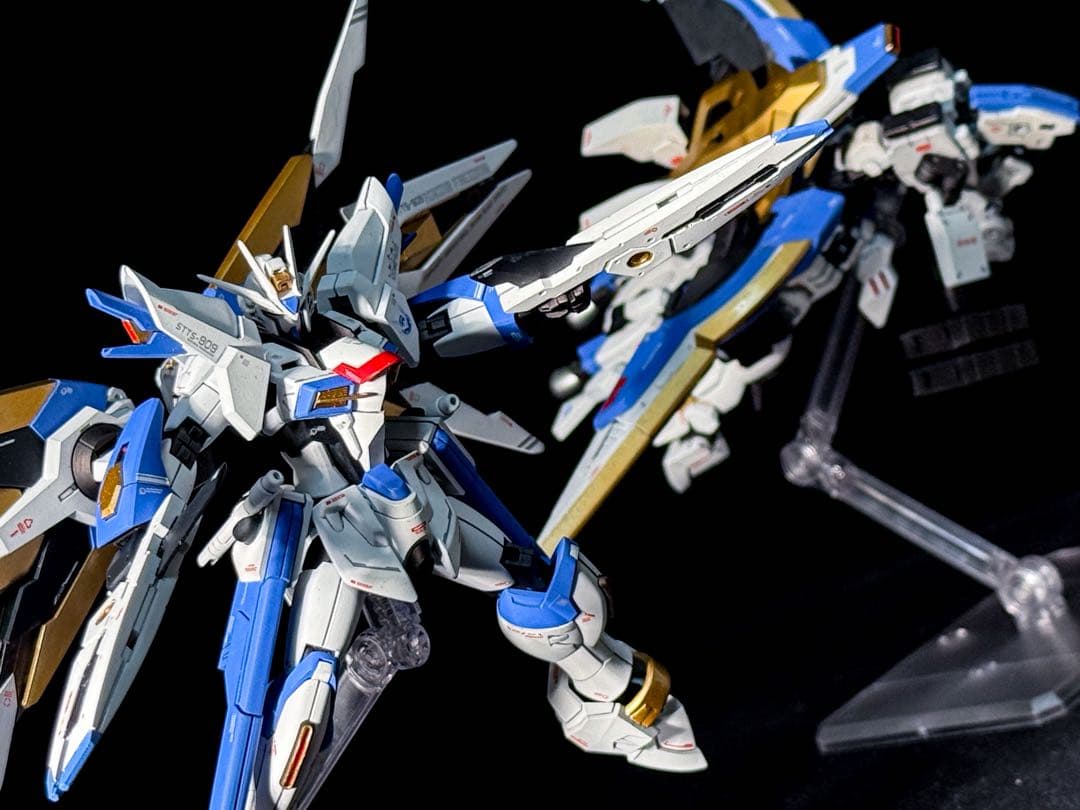 HG 1/144 ライジングフリーダムガンダム ミキシング 塗装済み完成品
