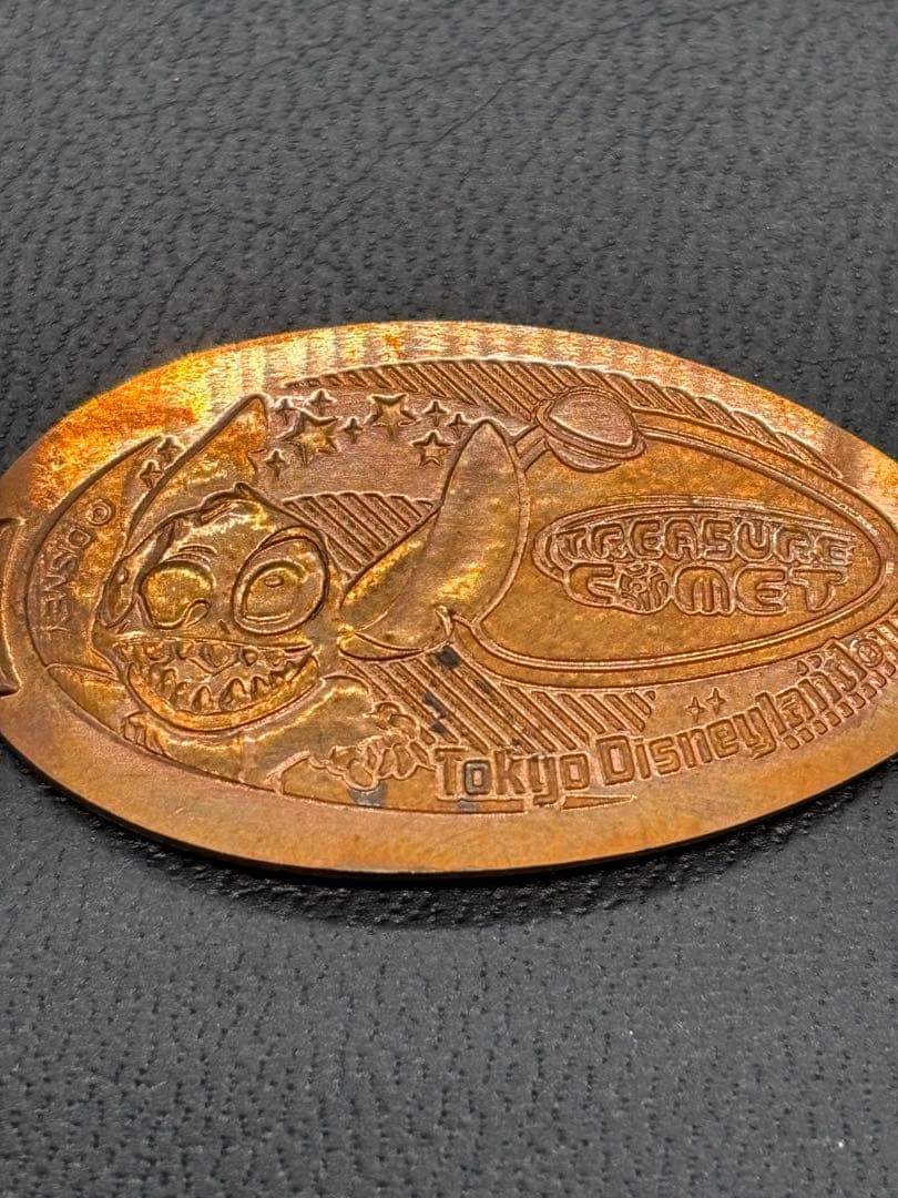 【2017東京ディズニー】ミッキーマウス メダリオン 収集コレクション ブック